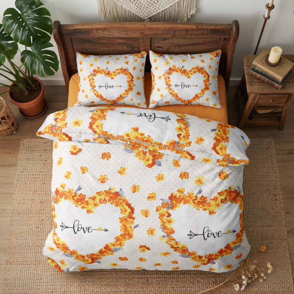 Sarı Love Yazılı Çiçek Desenli Nevresim Takımı | %100 Pamuklu