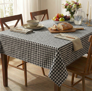 Siyah Beyaz Pötikare Desenli Pamuklu Masa Örtüsü